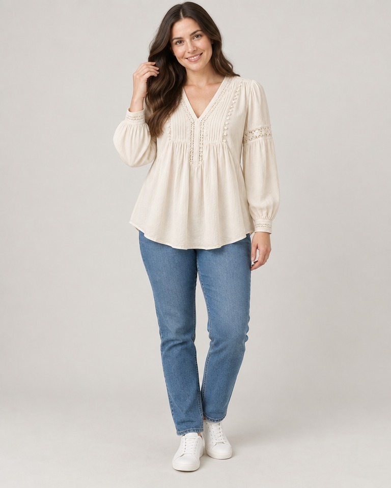 Cotton V-neck blouse with long sleeves · ecru