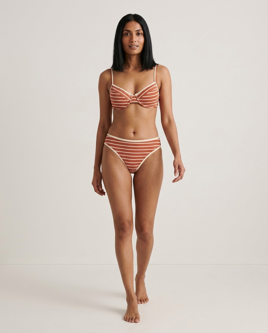 Balconette bikini s prugama · Terakota