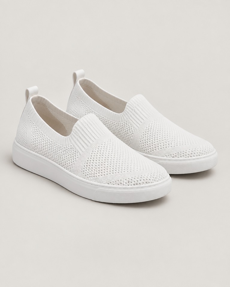 Pletene slip-on tenisice · Bijele